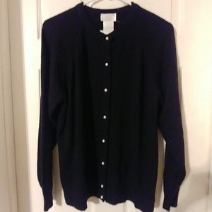 Pretty black sweater